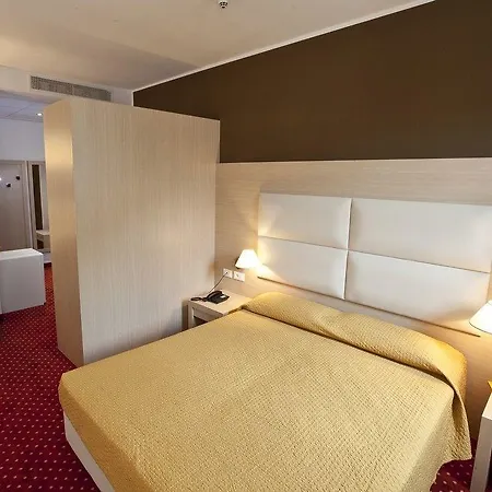 Regina Hotel