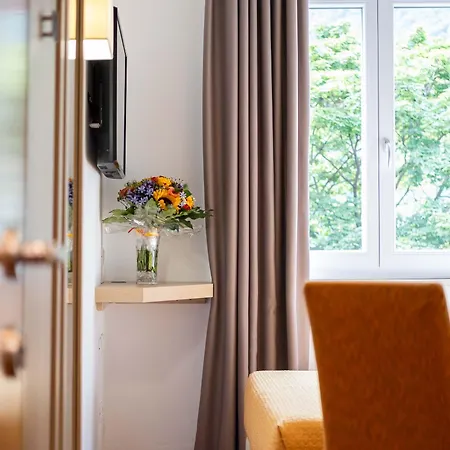 Regina Hotel 3*