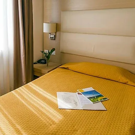 Regina Hotel