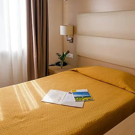Regina Hotel