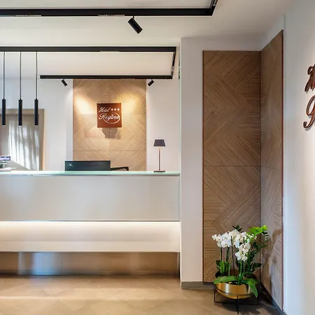 Hotel Regina 3*