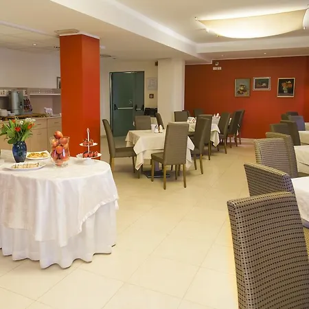 Hotel Regina 3*